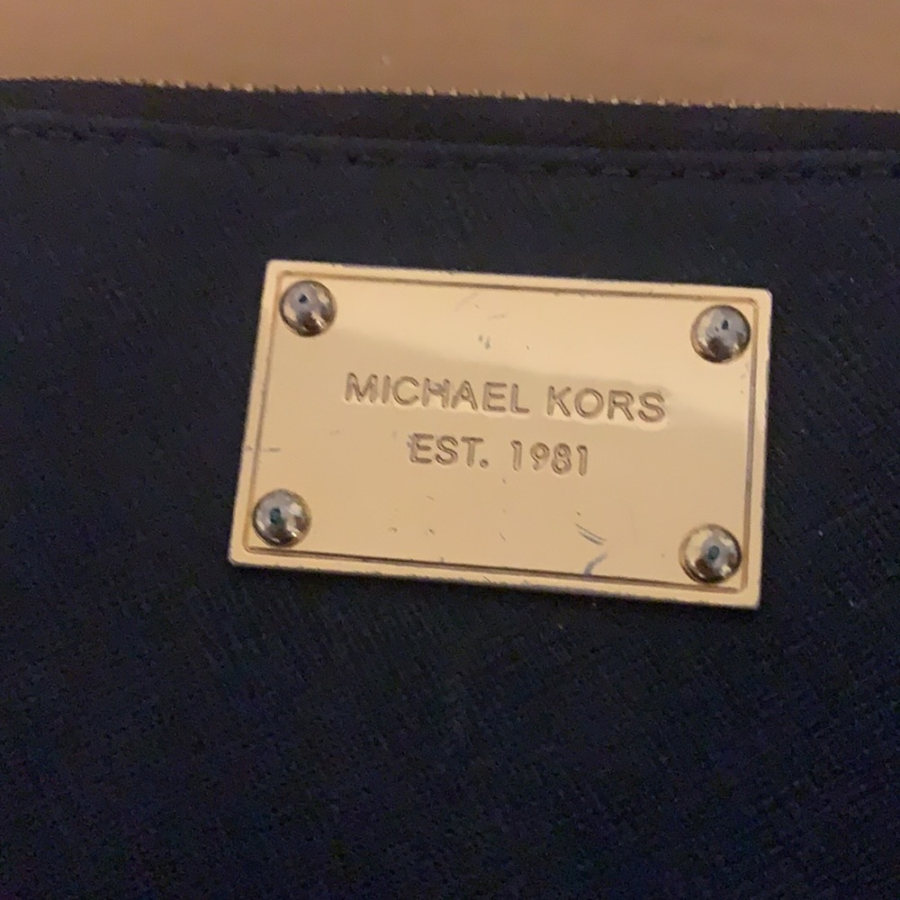 Michael Kors Wallet - Picture 3 of 6